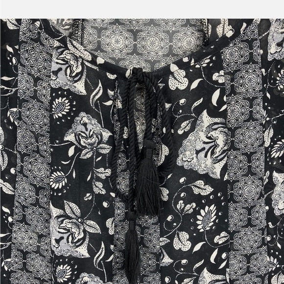 American Eagle Outfitters black and White Short Sleeve peasant Blouse xs - Picture 6 of 12